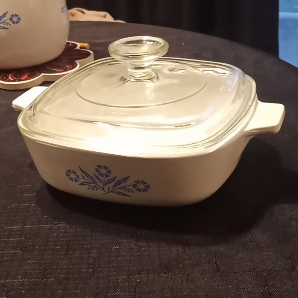 P-1-B Corning Ware 1 Qt Casserole Dish with Lid